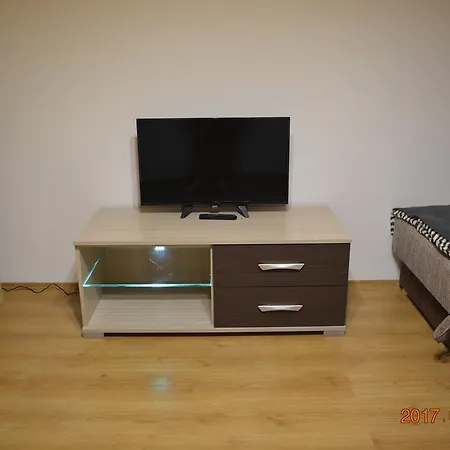 Gobe Apartman Hajduszoboszlo Exterior photo