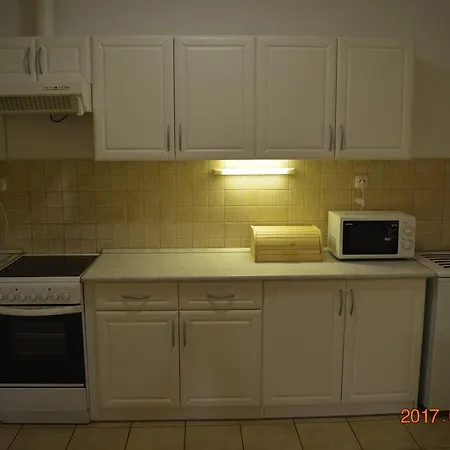 Gobe Apartman Hajduszoboszlo Exterior photo